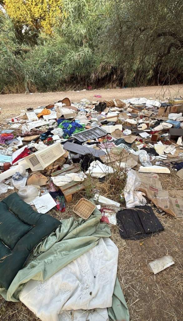 Un nuevo vertido de residuos sólidos en el Riopudio