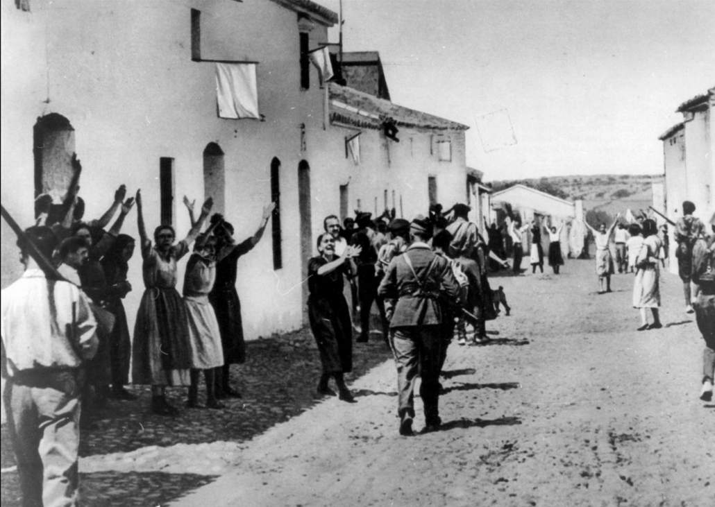 Benacazón, 89 años después: Dos fosas con una veintena de asesinados